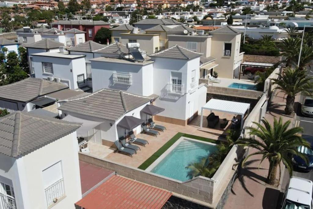 Villa Vanesa Luxury Private Villa With A Heated Pool, 4 Bedrooms And 4 Bathrooms Costa Adeje  Zewnętrze zdjęcie